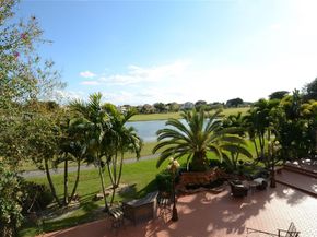 12040 N Eagle Trace Blvd N, Coral Springs FL 33071