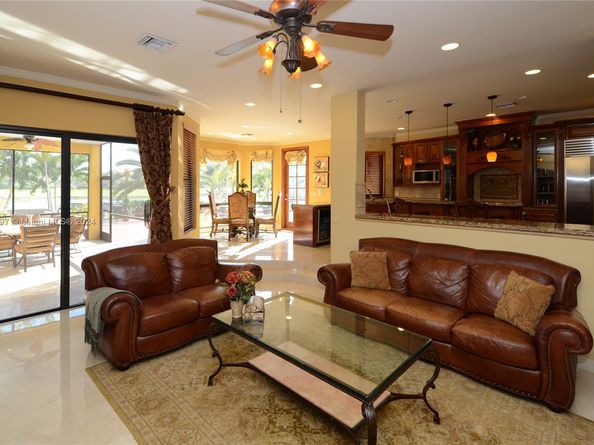 12040 N Eagle Trace Blvd N, Coral Springs FL 33071