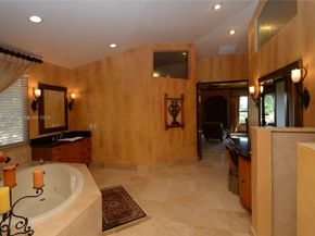 12040 N Eagle Trace Blvd N, Coral Springs FL 33071