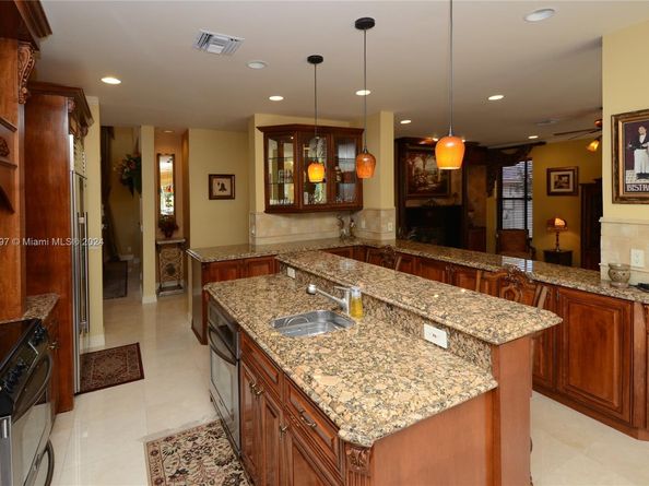12040 N Eagle Trace Blvd N, Coral Springs FL 33071