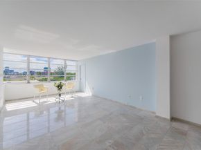 8000 Harding Ave 4B, Miami Beach FL 33141