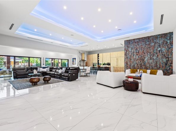 3585 SW 129th Ave, Miami FL 33175