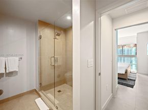 11 NE 26th St 2605, Miami FL 33132