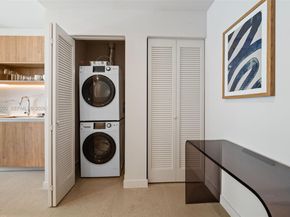 11 NE 26th St 2605, Miami FL 33132