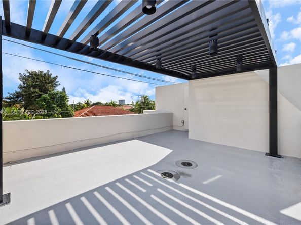 3601 SW 23rd Ter 1, Miami FL 33145