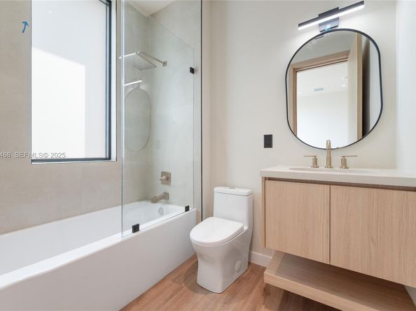 3601 SW 23rd Ter 1, Miami FL 33145