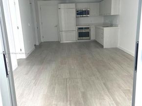 45 SW 9th St 3707, Miami FL 33130