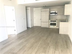 45 SW 9th St 3707, Miami FL 33130