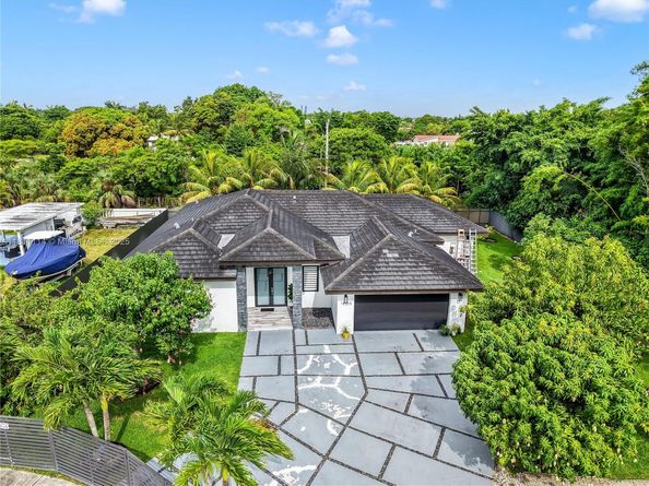 19120 SW 127th Pl, Miami FL 33177