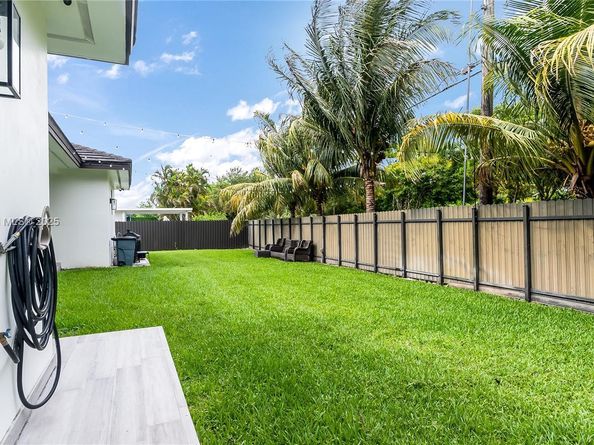 19120 SW 127th Pl, Miami FL 33177