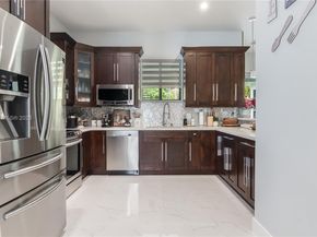 19120 SW 127th Pl, Miami FL 33177