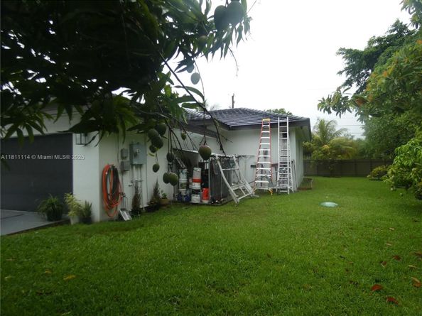 19120 SW 127th Pl, Miami FL 33177