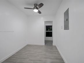 7516 NW 44th Ct, Coral Springs FL 33065