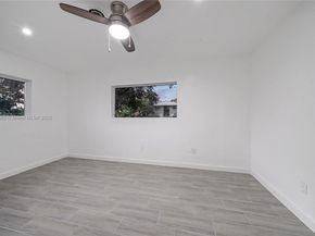 7516 NW 44th Ct, Coral Springs FL 33065