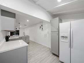 7516 NW 44th Ct, Coral Springs FL 33065