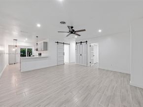 7516 NW 44th Ct, Coral Springs FL 33065