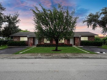 7516 NW 44th Ct