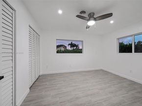 7516 NW 44th Ct, Coral Springs FL 33065