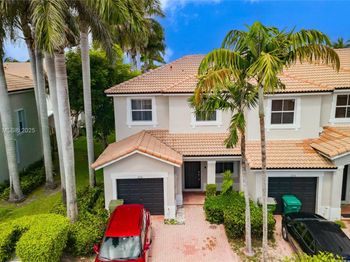 1030 NE 42nd Ave
