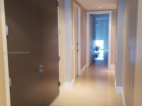 3250 NE 188th St 906, Aventura FL 33180