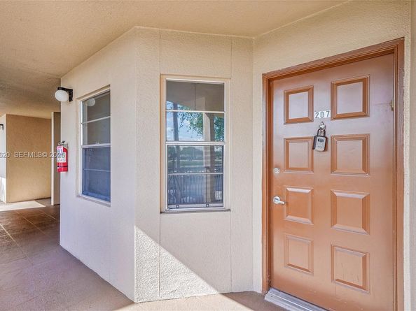 1200 SW 124th Ter 207O, Pembroke Pines FL 33027
