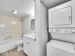 1200 SW 124th Ter 207O, Pembroke Pines FL 33027