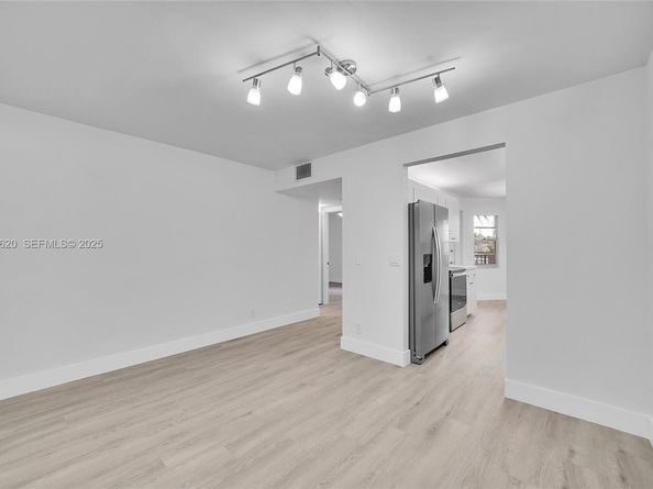 1200 SW 124th Ter 207O, Pembroke Pines FL 33027