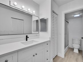 1200 SW 124th Ter 207O, Pembroke Pines FL 33027