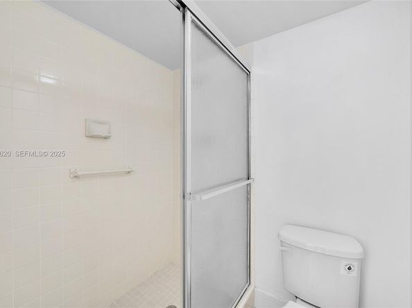 1200 SW 124th Ter 207O, Pembroke Pines FL 33027