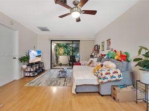 3777 NW 78th Ave 15G, Davie FL 33024