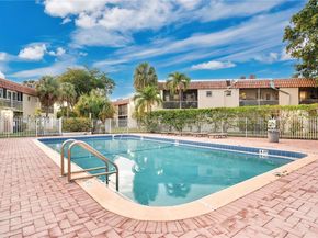 3777 NW 78th Ave 15G, Davie FL 33024