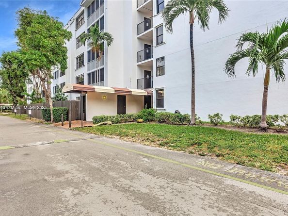 3440 NE 192nd St 2JA, Aventura FL 33180