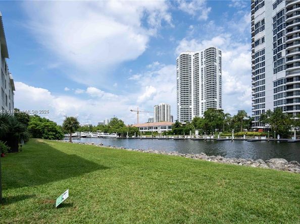 3440 NE 192nd St 2JA, Aventura FL 33180