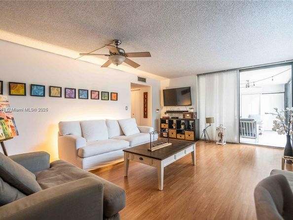 3440 NE 192nd St 2JA, Aventura FL 33180
