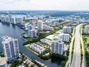 3440 NE 192nd St 2JA, Aventura FL 33180