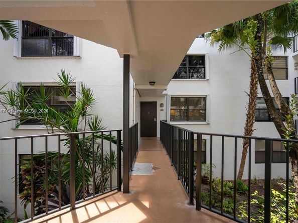 3440 NE 192nd St 2JA, Aventura FL 33180