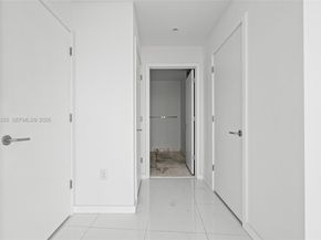 851 NE 1st Ave 2200, Miami FL 33132