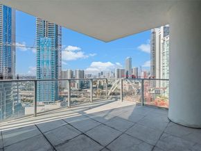 851 NE 1st Ave 2200, Miami FL 33132