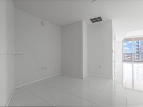 851 NE 1st Ave 2200, Miami FL 33132