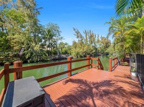5120 Carillo St, Coral Gables FL 33146