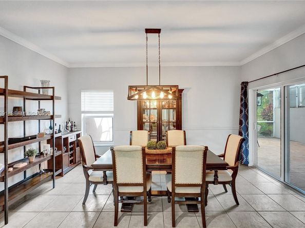 5633 NW 117th Avenue, Coral Springs FL 33076