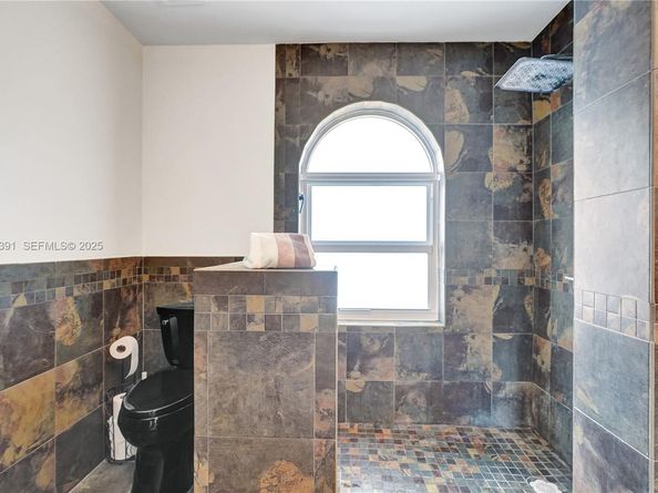 5633 NW 117th Avenue, Coral Springs FL 33076