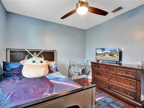 5633 NW 117th Avenue, Coral Springs FL 33076