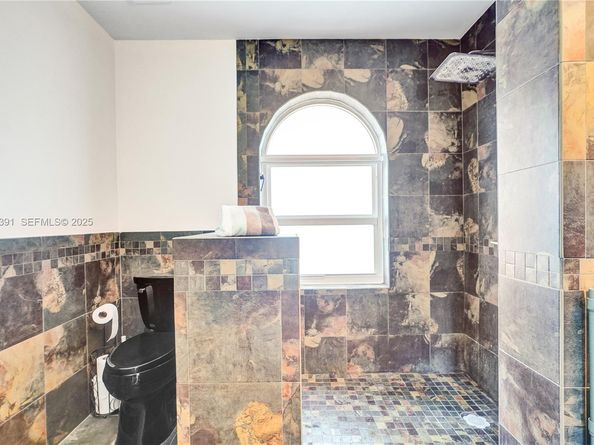 5633 NW 117th Avenue, Coral Springs FL 33076