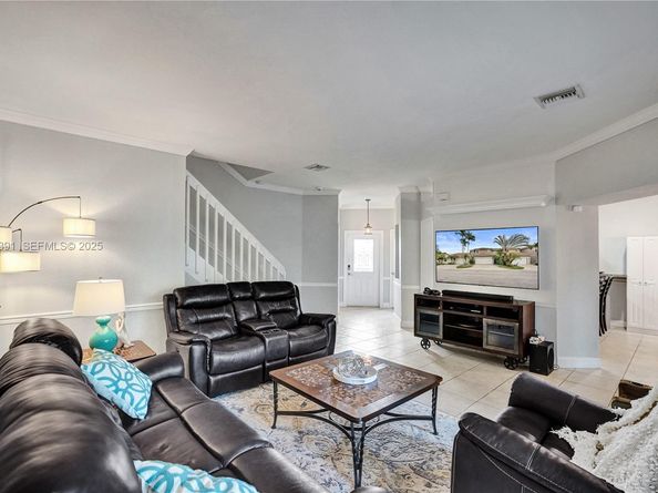 5633 NW 117th Avenue, Coral Springs FL 33076