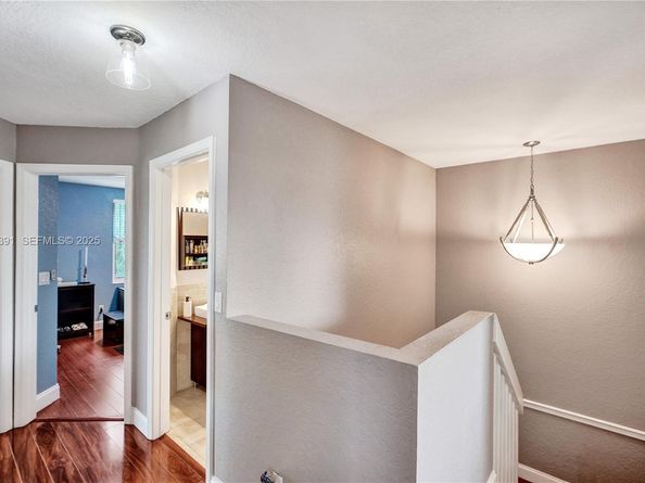 5633 NW 117th Avenue, Coral Springs FL 33076