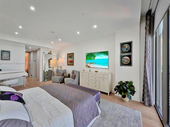 Undisclosed Address #A11862366, Bal Harbour FL 33154