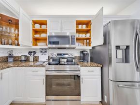 8420 Pasadena Blvd, Pembroke Pines FL 33024