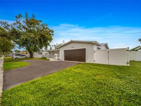 8420 Pasadena Blvd, Pembroke Pines FL 33024