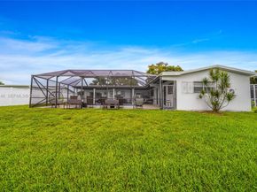 8420 Pasadena Blvd, Pembroke Pines FL 33024